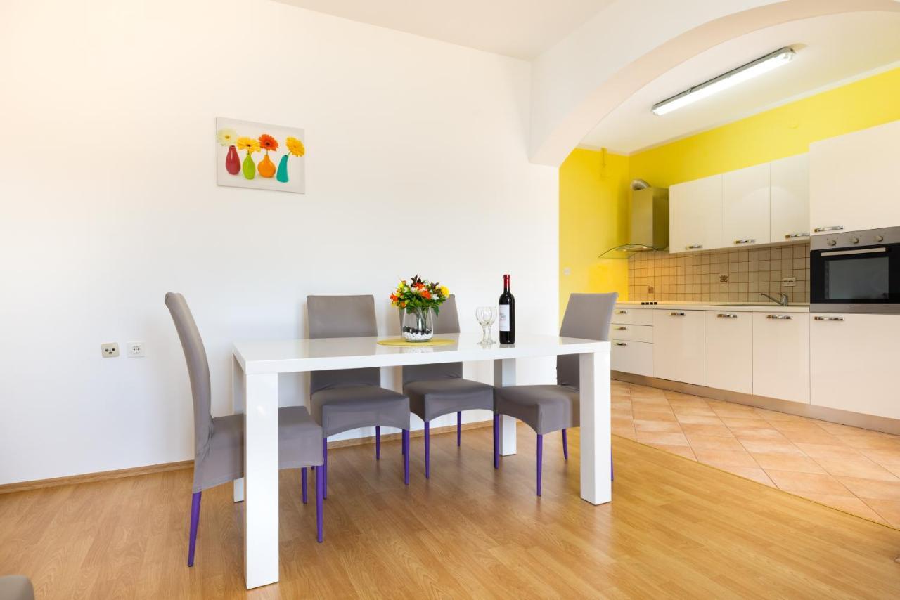 Apartments Villa Maja Rogoznica  Extérieur photo