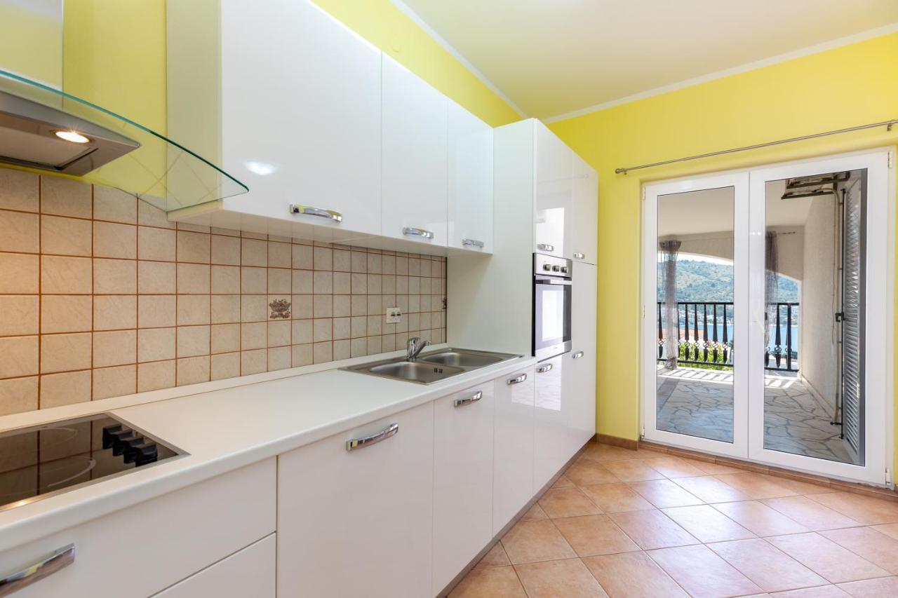 Apartments Villa Maja Rogoznica  Extérieur photo