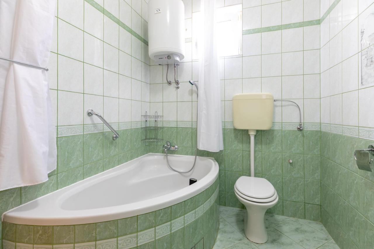 Apartments Villa Maja Rogoznica  Extérieur photo