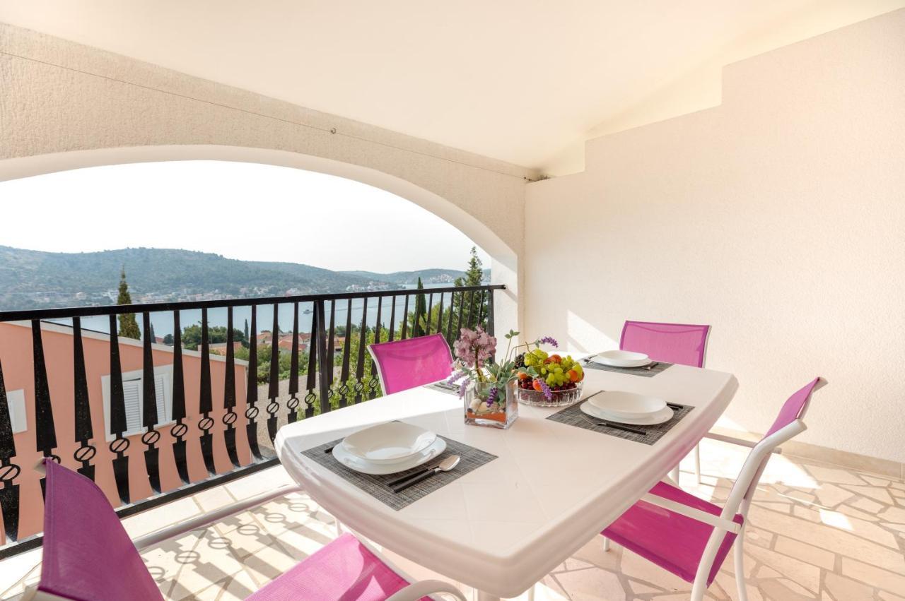 Apartments Villa Maja Rogoznica  Extérieur photo