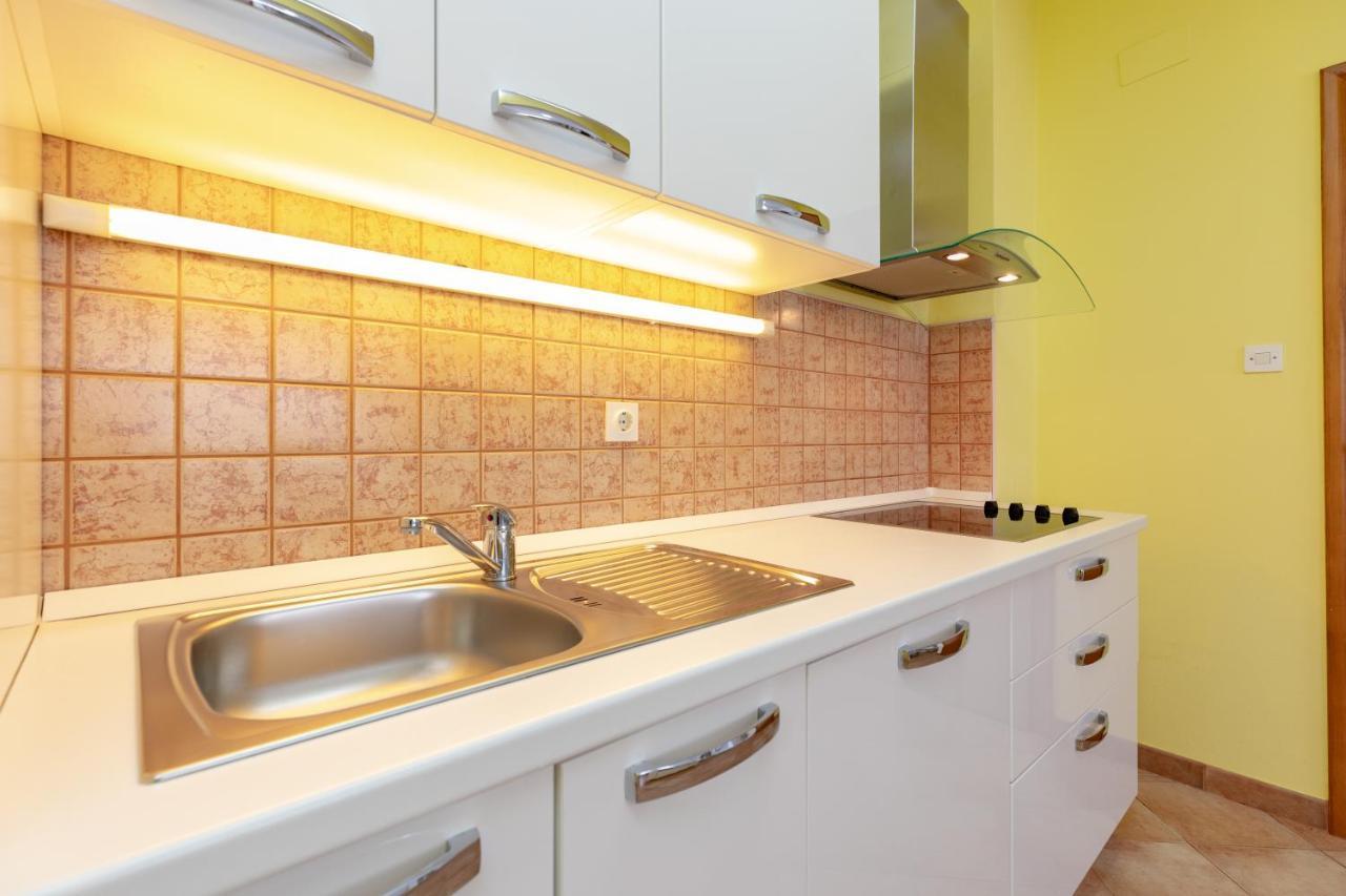 Apartments Villa Maja Rogoznica  Extérieur photo