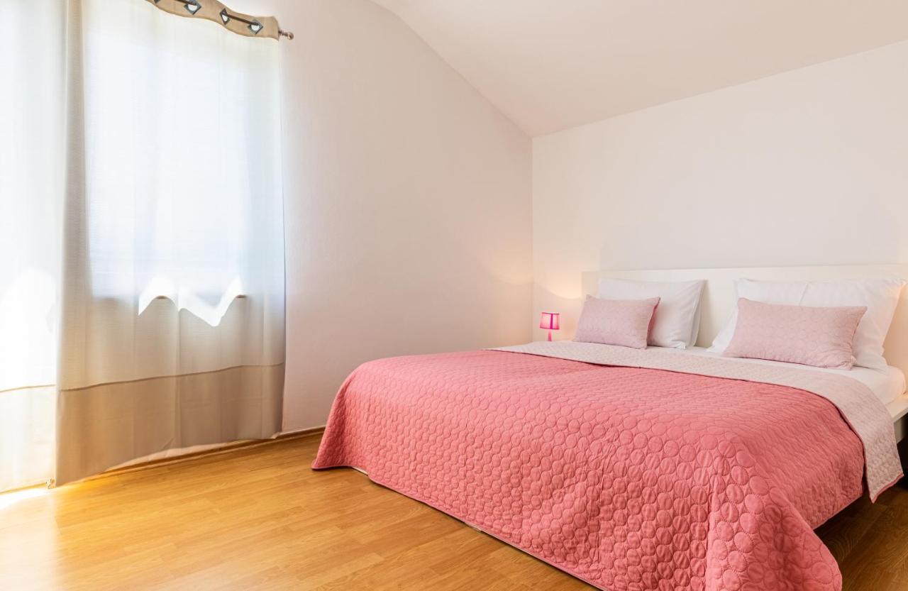 Apartments Villa Maja Rogoznica  Extérieur photo